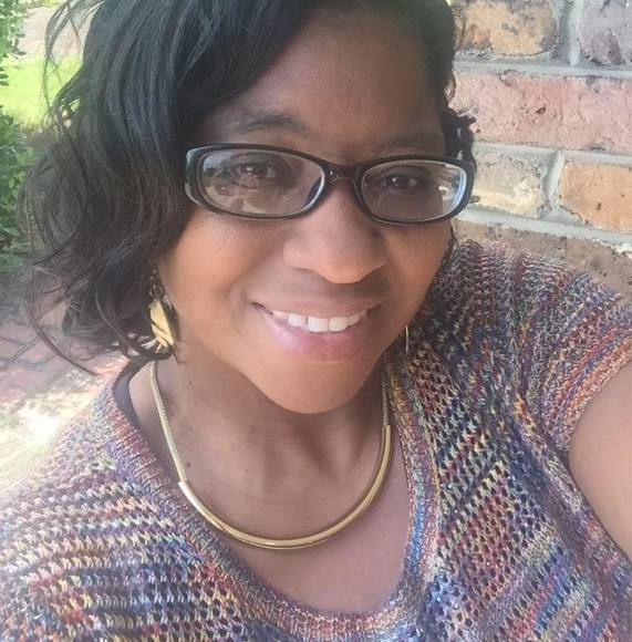 Poshmark profile picture for @dst
